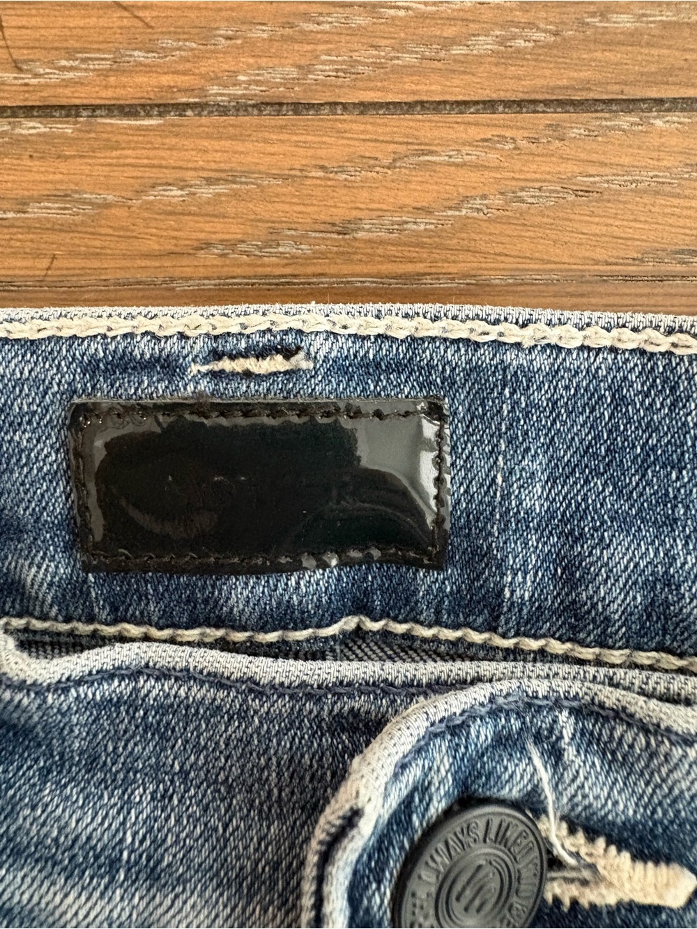 MOTHER The Tripper Light Blue Straight Leg Jeans with Frayed Hem Size 26 - Picture 7 of 7